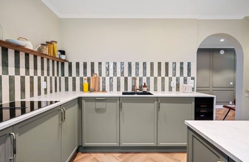 Bergen City Centre House | The Townhouse Dream I No Expense Spared I NEW 2025