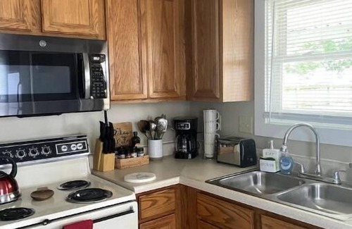 Dayton House | The Townhouse in Dayton- Close to UD