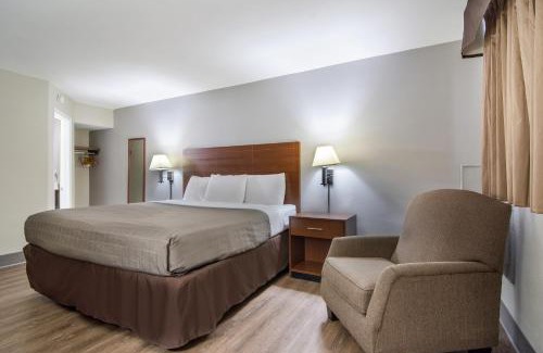 High Point Hotel | The Townhouse Inn