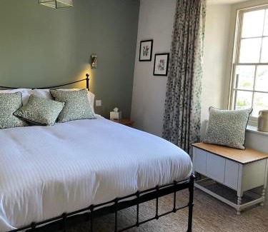 Chillington Bed & Breakfast | The Tradesmans Arms