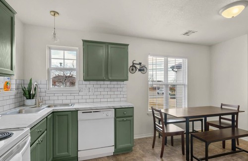 Bentonville House | The Trailhead-1/2 mi to Applegate Trail