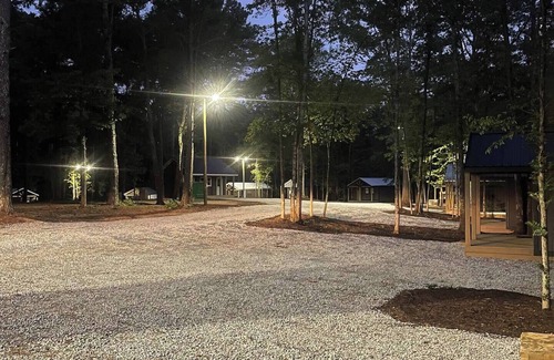 Hartwell RV Rental | The tranquility of the woodlands is where you'll find Hartwell Cabins and RVs