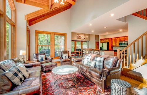 Foscoe House | The Tree House at Echota -Updated home with pool access