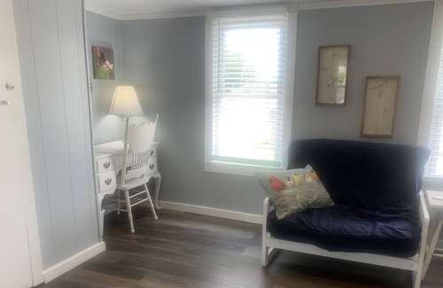 Newburgh Apartment | The Tree House private space 1 bed super cute historic area !