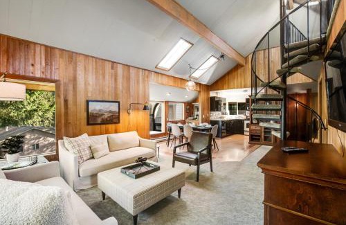 Sudden Valley House | The Treehouse