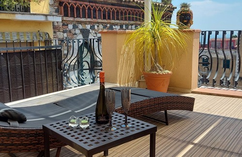 Taormina Apartment | The Two Griffins - Apartment n. 4