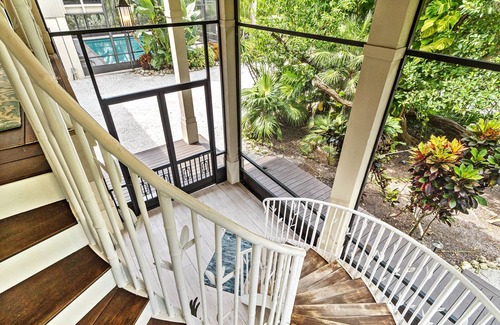 Captiva House | The ultimate Captiva vacation home! Enjoy breathtaking water views!