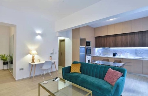 Pangrati Apartment | the Ultimate Gemnn