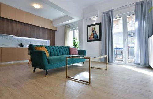 Pangrati Apartment | the Ultimate Gemnn