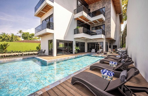 Jaco Villa | The Ultimate Group Getaway — 36 Bedrooms, 5 Villas