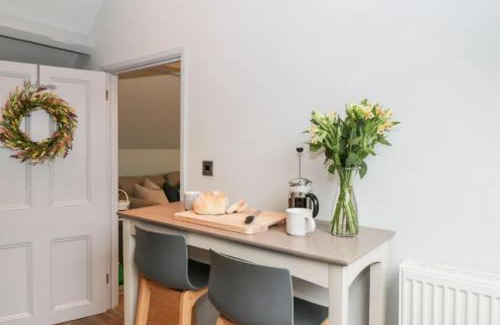 Callow End House | The Upside Down House at The Mercers