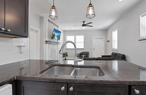 West Columbus House | The Urban Roost - 2 BR 2 Bath 4 Beds