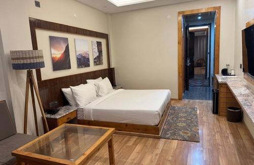 Chakrata Hotel | The Uttrayan