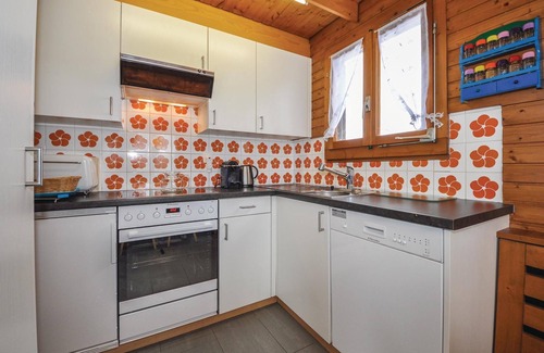 Buerchen House | The vacation home Chalet Audyn in Bürchen was renovated in 2015 and is distributed over two floors o