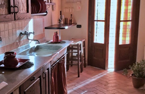 Mologno House | The vacation home is nestled in the Tuscan countryside with a private pool