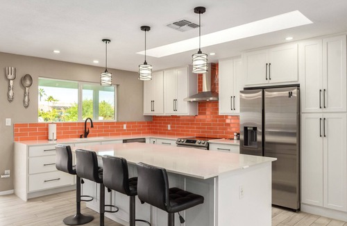 Paradise Valley Village House | The Valley View- Phoenix/Heated Pool/Mountain and City Views/Hiking/Rooftop