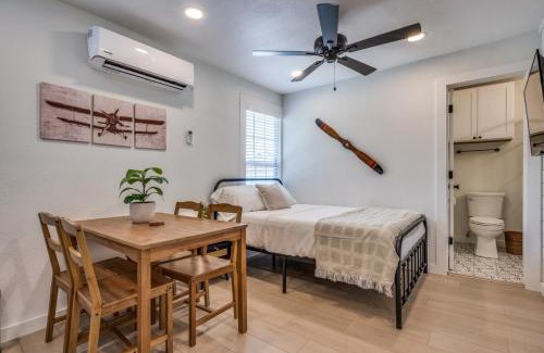 Denton Apartment | The Vanderbilt Mansion Apt 11 Near Downtown & TWU