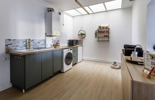 Angouleme Apartment | The vegetal suite hyper centre