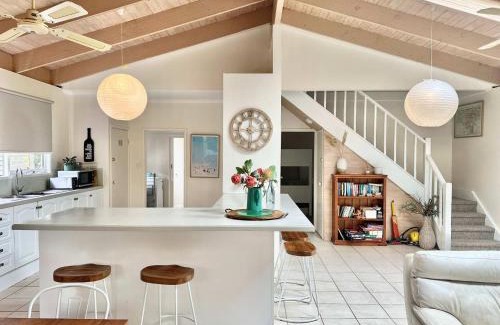 Sandy Point House | The Vibe Sandy Point