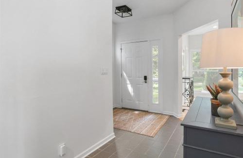 Wooded Estates House | The Victory Lounge - 3B 3BA - Close to ND