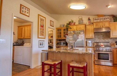 Groveland House | The View at Pine Mountain Lake