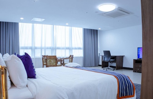 Freetown Hotel | The View Hotel