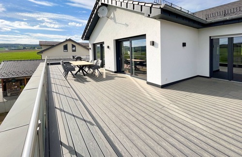 Brucktal Apartment | The View Suite with a view of the valley and only 5 minutes from the Nürburgring.