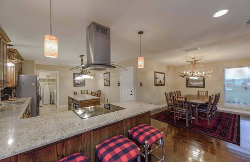 Denton House | The View Summary: 4 B