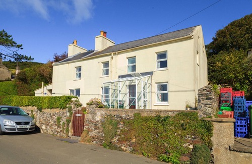 Port Erin Cottage | The Views - sleeps 7 guests in 4 bedrooms