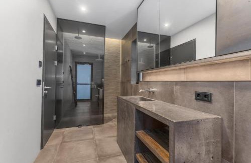 Selfoss Villa | The Viking Lodge