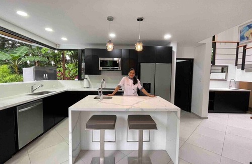 El Cerro House | The Villa Mariana with Chef & Staff