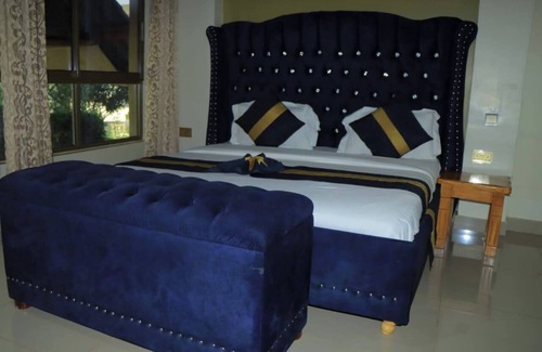 Kenya Hotel | The Village Park Resort & Spa