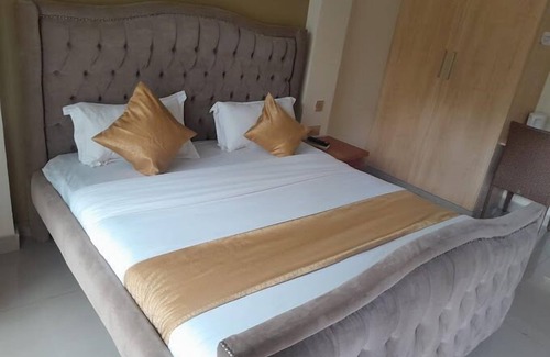 Kenya Hotel | The Village Park Resort & Spa