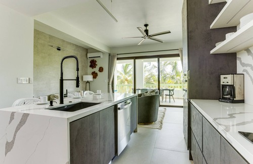 Cocoplum Condo | The Villas at Cocoplum 'Whale Shark' Apartment 121