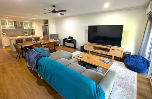 Palm Cove Villa | The Villas Palm Cove