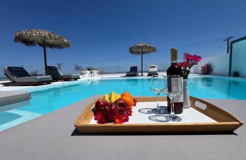 Vourvoulos Apartment | The Vine Suites
