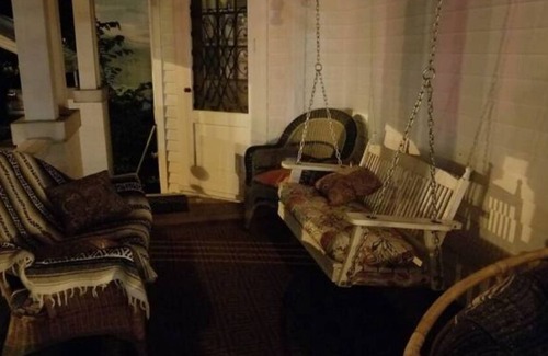 Springfield House | The Violet Room: Downtown Wellness Center