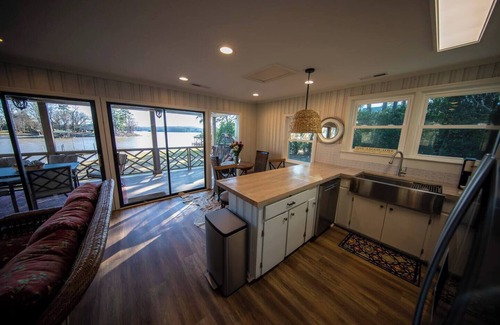 Camden House | The Vista: 3-BR, Sunsets over Lake Wateree - 3 Bedroom w DOCK!