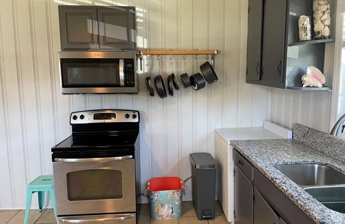 Sneads Ferry Cabin | The WATERFRONT Boathouse Cabin!