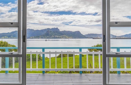 One Tree Point House | The Waterfront Gem One Tree Point Northland NZ