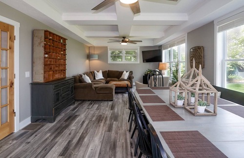 Bass Lake House | The Waterscape Cottage on Bass Lake