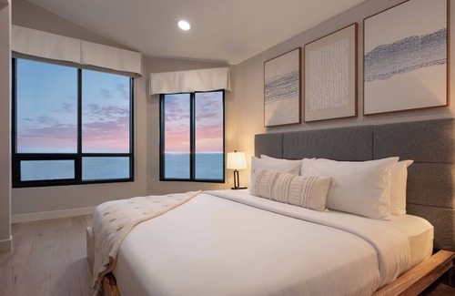 Marblehead Hotel | The Wave at Marblehead