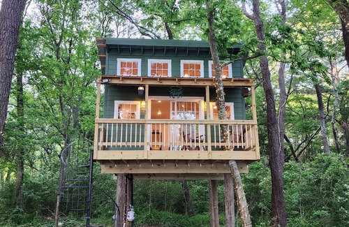 Machipongo Cottage | The Waverly Tree House