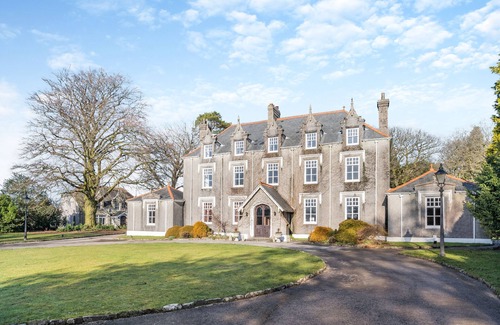 Margam House | The Welsh Chateau - Eleven Bedroom House, Sleeps 23