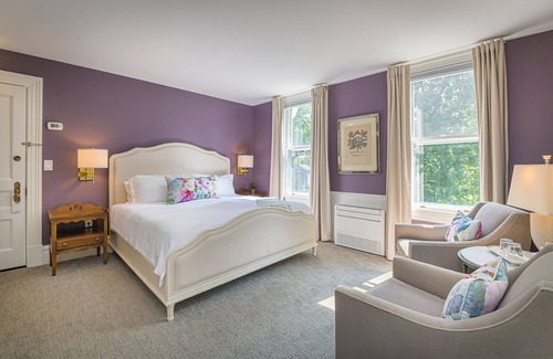 Ridgefield Hotel | The West Lane Inn - King Room