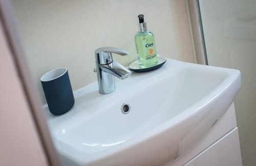 Gorgie Apartment | The Westfield, comfortable 2 bedroom apartment that sleeps 4