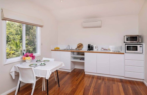 Eagle Bay Apartment | The Whale Lookout, Eagle Bay