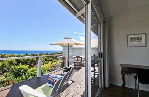 Eagle Bay Apartment | The Whale Lookout, Eagle Bay