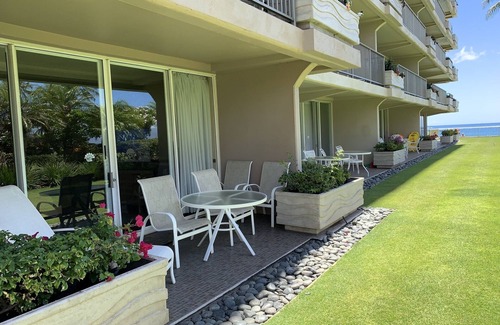 Kaanapali Apartment | The Whaler! ~Beautifully remodeled ground floor courtyard studio~