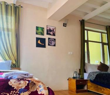 Spiti Hotel | The White Mountain Stays